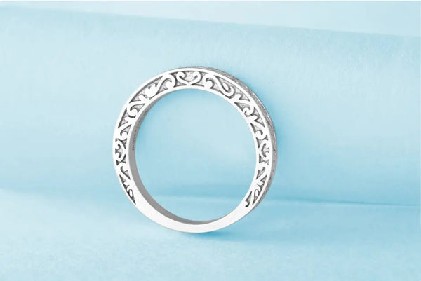 10 Unique Ways Engraved Jewelry Can Tell Your Story